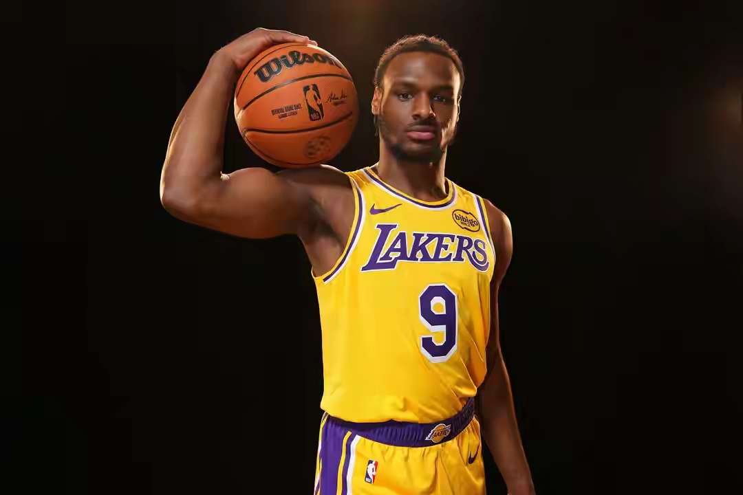 包含詹姆斯讨论NBA选秀大会也被批评，太难了的词条