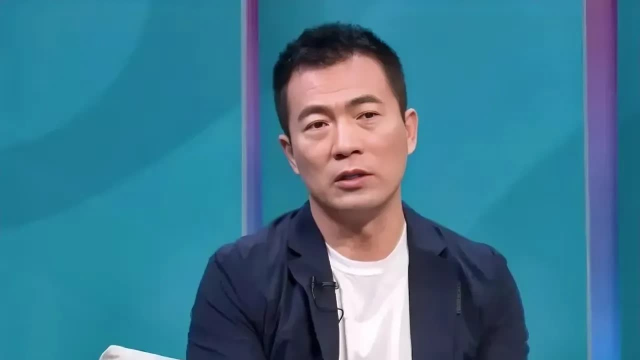 包含黄健翔：抓紧换帅不然世预赛要出事，不能再下跌了的词条