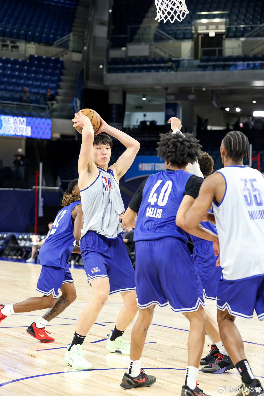 爱奇艺体育电脑版下载-青岛更新杨瀚森特训！NBA级教练一对一强化投篮，好性格助力融入的简单介绍
