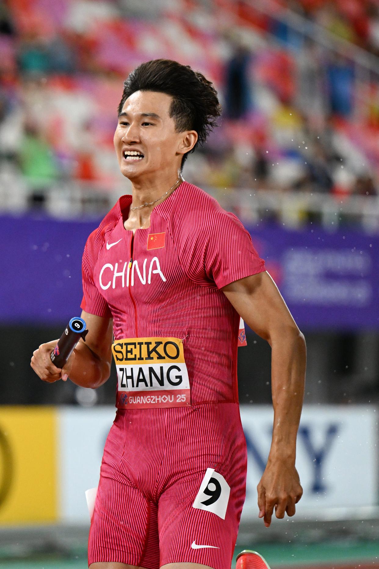 男子4X200米自由泳接力：中国队逆转摘银+破亚洲纪录的简单介绍
