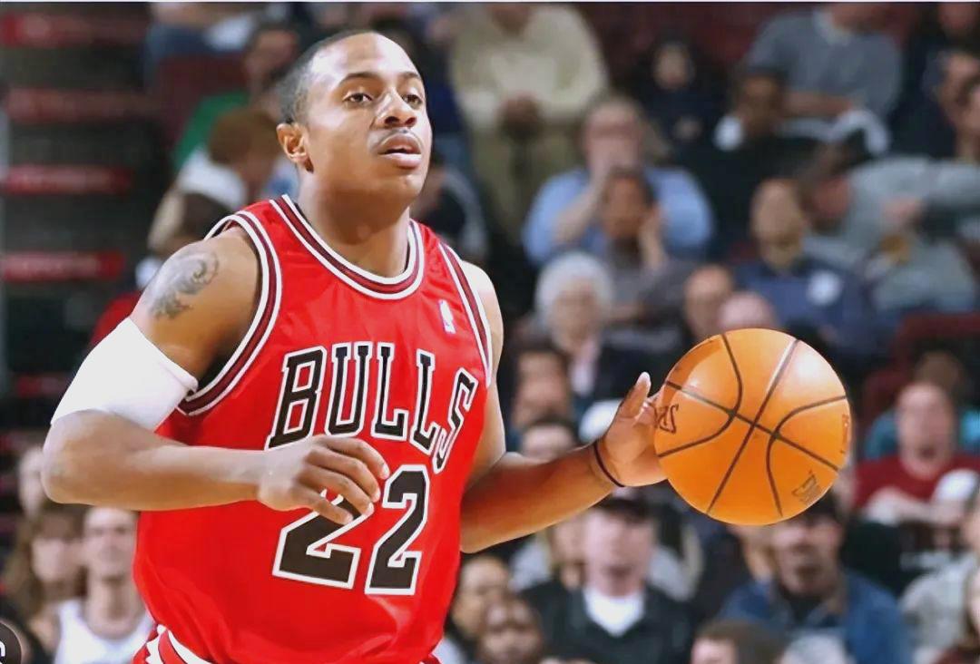 爱奇艺体育会员-关于2年500万！帕克正式签约！再见了，NBA最悲情的榜眼秀的信息